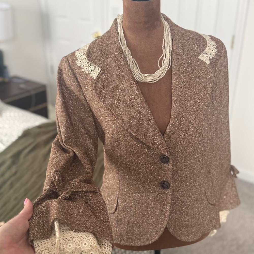 Unique YoAnna Baraschi Blazer with Lace